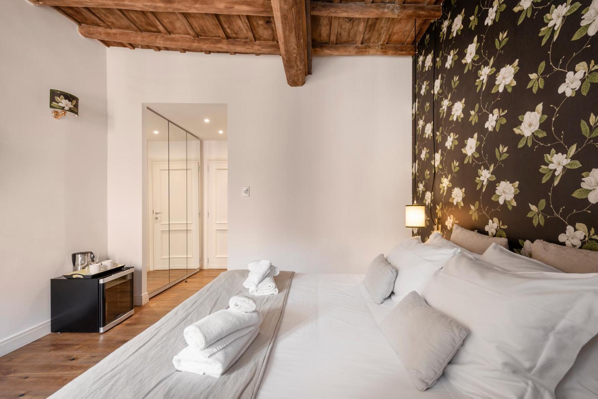 I Fiori De' Mario Suites โรม ภายนอก รูปภาพ